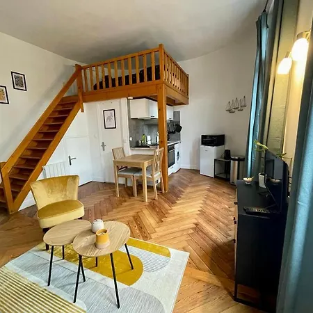 Joli En Mezzanine Daire *